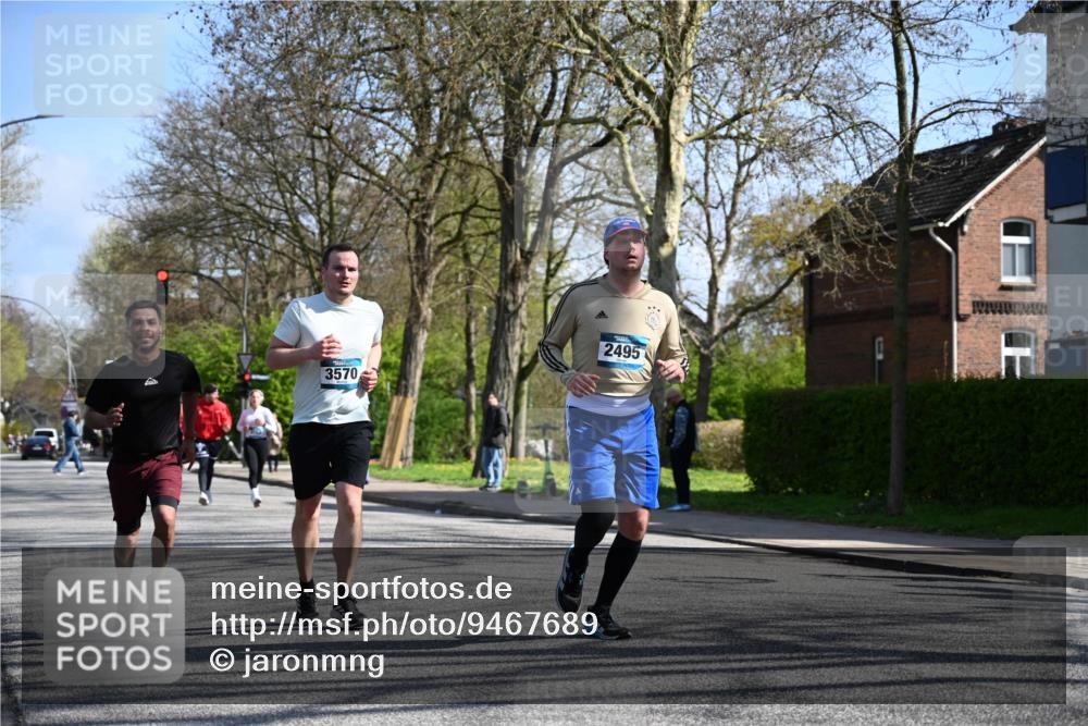 12.04.2026 - 45. Internationalen Wilhelmsburger Insellauf J. Mangold http://msf.ph/oto/9467689 12.04.2026 11:06:22 Ziel 2330, 3460, 4564, 3790, 2495, 3570, 2862, 2863, 5720 meine-sportfotos.de