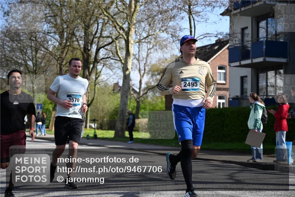 12.04.2026 - 45. Internationalen Wilhelmsburger Insellauf J. Mangold http://msf.ph/oto/9467706 12.04.2026 11:06:23 Ziel 2330, 3460, 4564, 3790, 2495, 3570, 2862, 2863, 5720 meine-sportfotos.de