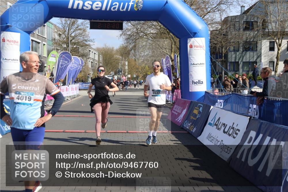 12.04.2026 - 45. Internationalen Wilhelmsburger Insellauf Strokosch-Dieckow http://msf.ph/oto/9467760 12.04.2026 11:02:18 Ziel 4612, 4019, 4326 meine-sportfotos.de