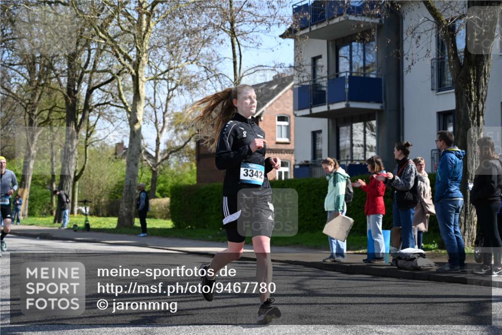 12.04.2026 - 45. Internationalen Wilhelmsburger Insellauf J. Mangold http://msf.ph/oto/9467780 12.04.2026 11:06:59 Ziel 3342, 3885, 2777, 4949, 4359, 2567, 2778, 5806, 3149, 3967, 4856, 3295 meine-sportfotos.de