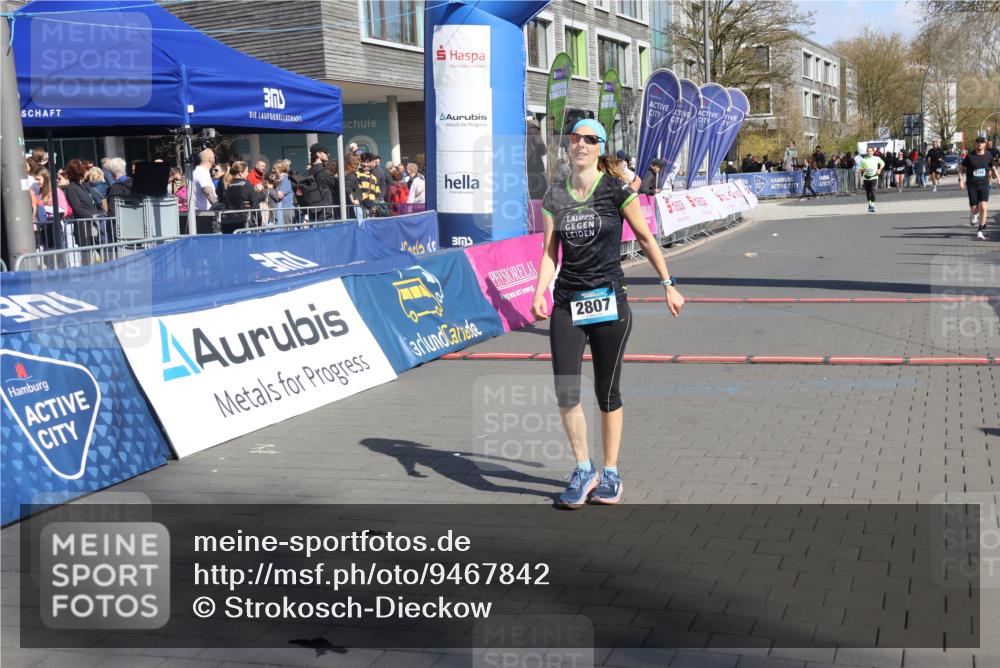 12.04.2026 - 45. Internationalen Wilhelmsburger Insellauf Strokosch-Dieckow http://msf.ph/oto/9467842 12.04.2026 11:18:17 Ziel 2807, 4191 meine-sportfotos.de