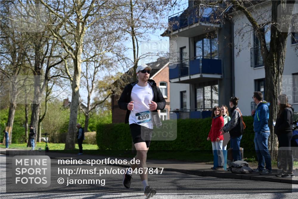 12.04.2026 - 45. Internationalen Wilhelmsburger Insellauf J. Mangold http://msf.ph/oto/9467847 12.04.2026 11:07:07 Ziel 3342, 3885, 2777, 4949, 4359, 2567, 2778, 5806, 3149, 3967, 4856, 3295, 2924 meine-sportfotos.de