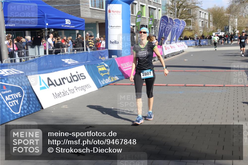 12.04.2026 - 45. Internationalen Wilhelmsburger Insellauf Strokosch-Dieckow http://msf.ph/oto/9467848 12.04.2026 11:18:17 Ziel 2807, 4191 meine-sportfotos.de