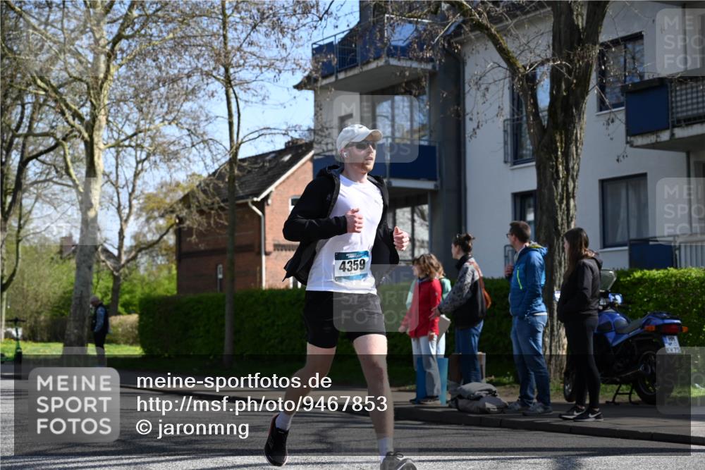 12.04.2026 - 45. Internationalen Wilhelmsburger Insellauf J. Mangold http://msf.ph/oto/9467853 12.04.2026 11:07:07 Ziel 3342, 3885, 2777, 4949, 4359, 2567, 2778, 5806, 3149, 3967, 4856, 3295, 2924 meine-sportfotos.de