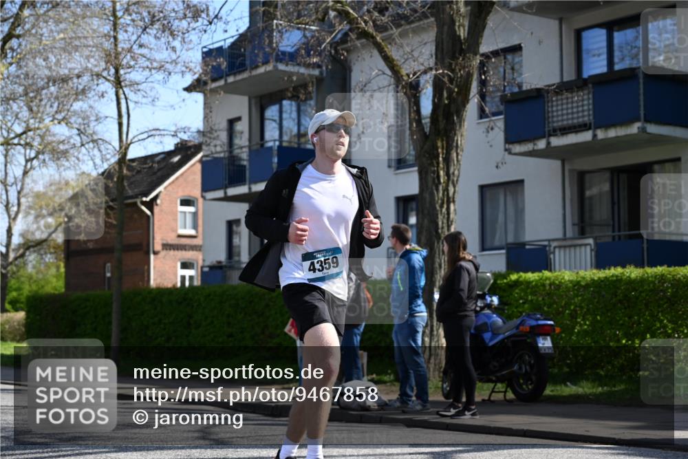 12.04.2026 - 45. Internationalen Wilhelmsburger Insellauf J. Mangold http://msf.ph/oto/9467858 12.04.2026 11:07:07 Ziel 3342, 3885, 2777, 4949, 4359, 2567, 2778, 5806, 3149, 3967, 4856, 3295, 2924 meine-sportfotos.de