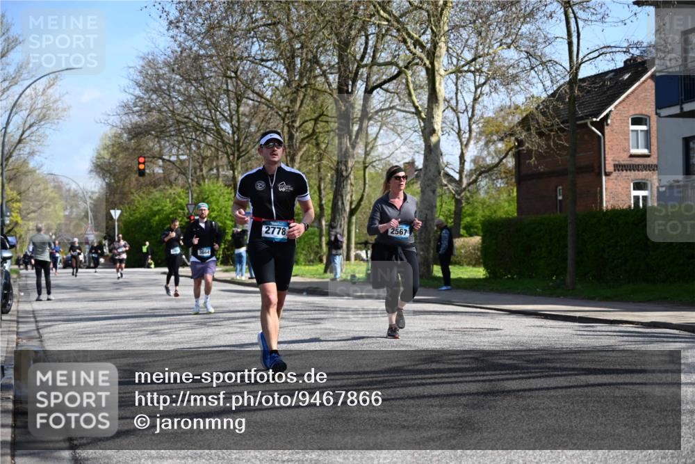 12.04.2026 - 45. Internationalen Wilhelmsburger Insellauf J. Mangold http://msf.ph/oto/9467866 12.04.2026 11:07:12 Ziel 3342, 3885, 2777, 4949, 4359, 2567, 2778, 5806, 3149, 3967, 4856, 3295, 2924, 2660 meine-sportfotos.de