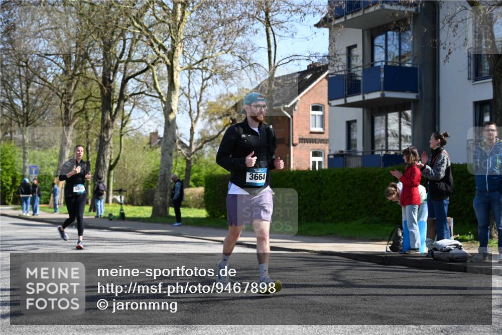 12.04.2026 - 45. Internationalen Wilhelmsburger Insellauf J. Mangold http://msf.ph/oto/9467898 12.04.2026 11:07:16 Ziel 3342, 3885, 2777, 4949, 4359, 2567, 2778, 5806, 3149, 3967, 4856, 3295, 2924, 2660 meine-sportfotos.de