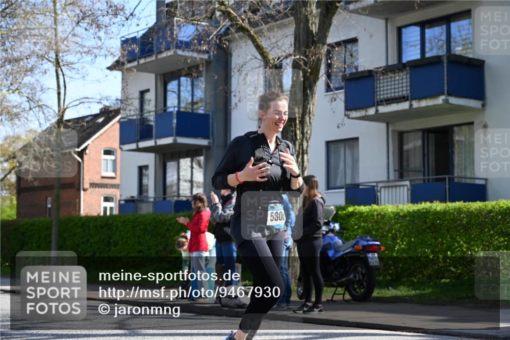 12.04.2026 - 45. Internationalen Wilhelmsburger Insellauf J. Mangold http://msf.ph/oto/9467930 12.04.2026 11:07:20 Ziel 4359, 2567, 2778, 5806, 3149, 3967, 4856, 3295, 2924, 2660 meine-sportfotos.de