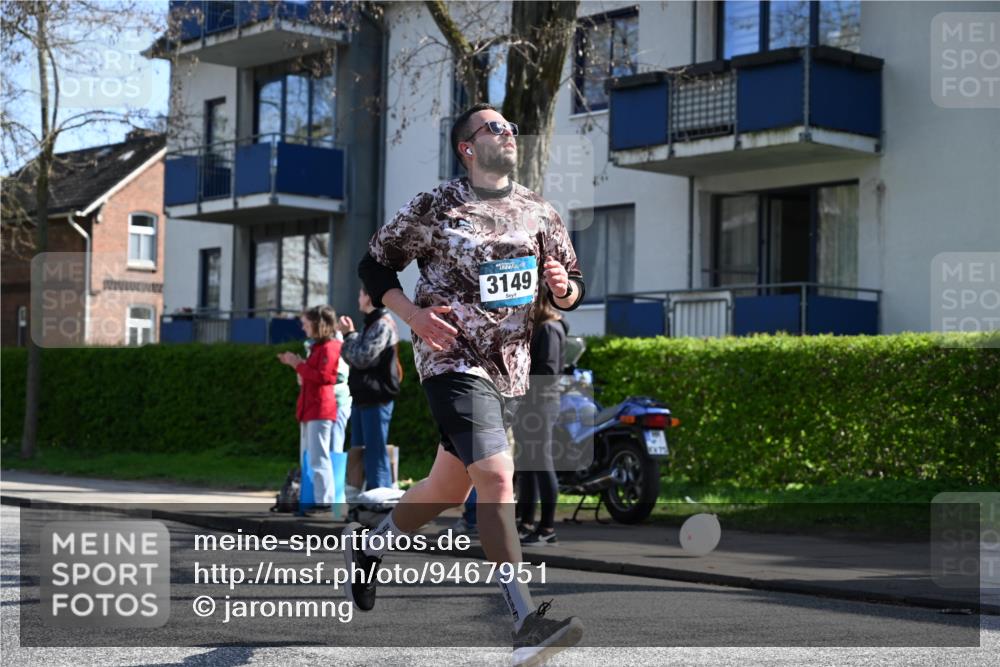 12.04.2026 - 45. Internationalen Wilhelmsburger Insellauf J. Mangold http://msf.ph/oto/9467951 12.04.2026 11:07:24 Ziel 2567, 2778, 5806, 3149, 3967, 4856, 3295, 2924, 2660, 2882, 2864 meine-sportfotos.de