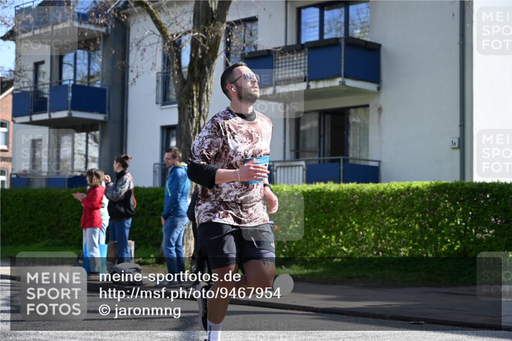 12.04.2026 - 45. Internationalen Wilhelmsburger Insellauf J. Mangold http://msf.ph/oto/9467954 12.04.2026 11:07:25 Ziel 2567, 2778, 5806, 3149, 3967, 4856, 3295, 2924, 2660, 2882, 2864, 3671 meine-sportfotos.de