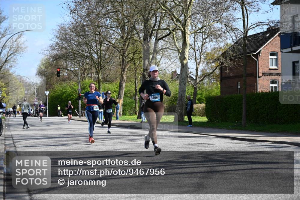 12.04.2026 - 45. Internationalen Wilhelmsburger Insellauf J. Mangold http://msf.ph/oto/9467956 12.04.2026 11:07:26 Ziel 2567, 2778, 5806, 3149, 3967, 4856, 3295, 2924, 2660, 2882, 2864, 3671 meine-sportfotos.de