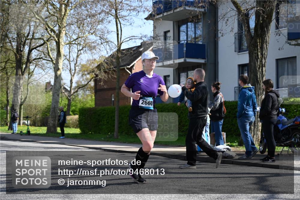 12.04.2026 - 45. Internationalen Wilhelmsburger Insellauf J. Mangold http://msf.ph/oto/9468013 12.04.2026 11:07:41 Ziel 4856, 3295, 2924, 2660, 2882, 2864, 3671, 4956, 3397, 2800, 4977, 3740 meine-sportfotos.de
