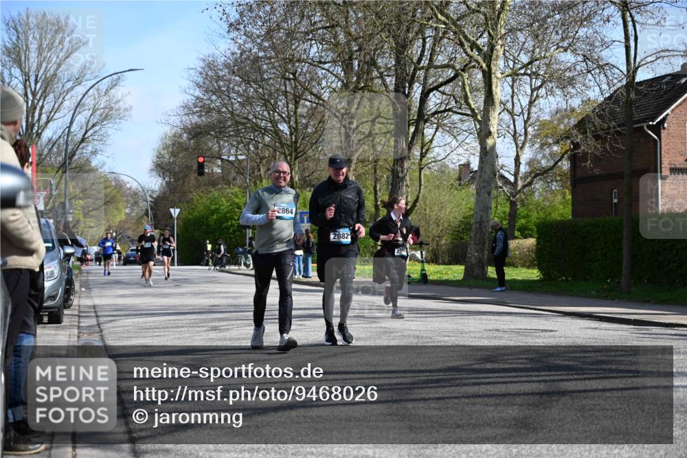 12.04.2026 - 45. Internationalen Wilhelmsburger Insellauf J. Mangold http://msf.ph/oto/9468026 12.04.2026 11:07:50 Ziel 2924, 2660, 2882, 2864, 3671, 4956, 3397, 2800, 4977, 3740, 2686 meine-sportfotos.de