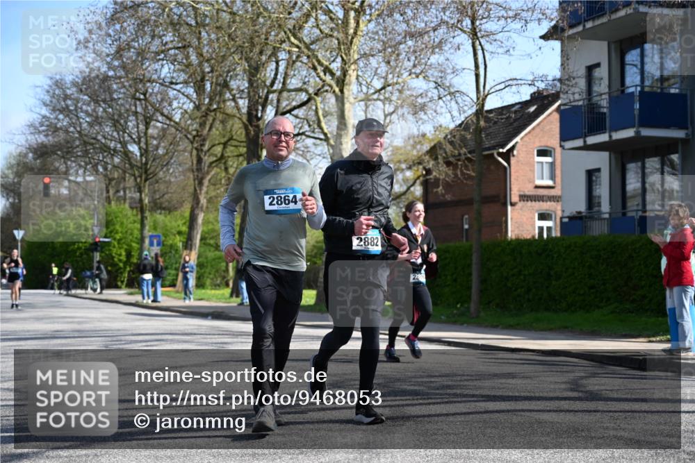 12.04.2026 - 45. Internationalen Wilhelmsburger Insellauf J. Mangold http://msf.ph/oto/9468053 12.04.2026 11:07:52 Ziel 2924, 2660, 2882, 2864, 3671, 4956, 3397, 2800, 4977, 3740, 2686 meine-sportfotos.de
