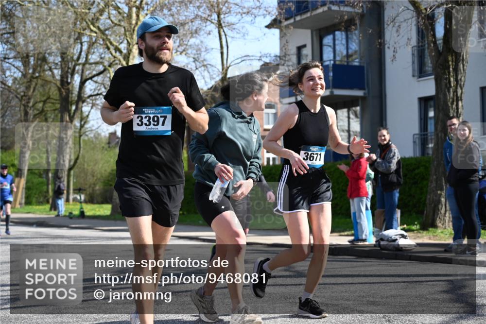 12.04.2026 - 45. Internationalen Wilhelmsburger Insellauf J. Mangold http://msf.ph/oto/9468081 12.04.2026 11:08:03 Ziel 2882, 2864, 3671, 4956, 3397, 2800, 4977, 3740, 2686, 4624, 3732, 4232, 3569, 5285 meine-sportfotos.de