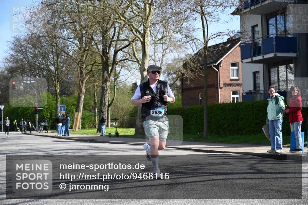 12.04.2026 - 45. Internationalen Wilhelmsburger Insellauf J. Mangold http://msf.ph/oto/9468116 12.04.2026 11:08:14 Ziel 3671, 4956, 3397, 2800, 4977, 3740, 2686, 4624, 3732, 4232, 3569, 5285, 0000, 2142, 4371 meine-sportfotos.de