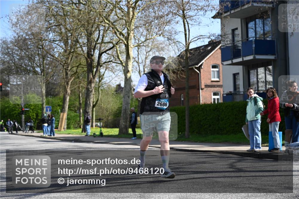 12.04.2026 - 45. Internationalen Wilhelmsburger Insellauf J. Mangold http://msf.ph/oto/9468120 12.04.2026 11:08:14 Ziel 3671, 4956, 3397, 2800, 4977, 3740, 2686, 4624, 3732, 4232, 3569, 5285, 0000, 2142, 4371 meine-sportfotos.de