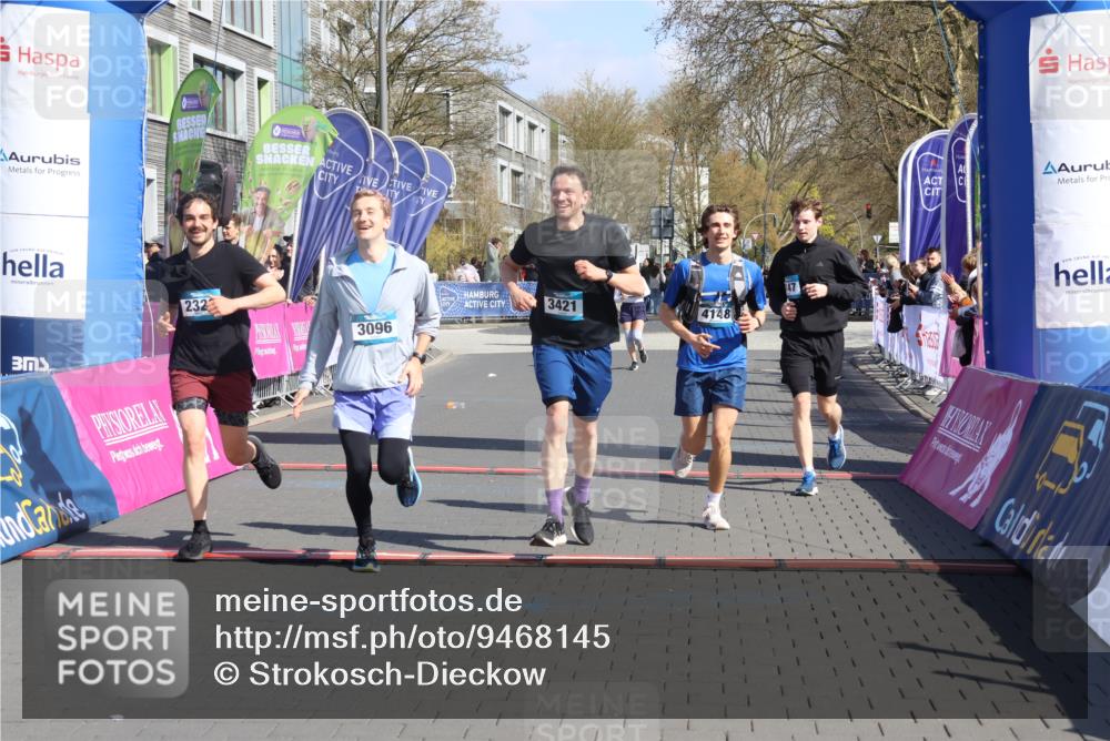 12.04.2026 - 45. Internationalen Wilhelmsburger Insellauf Strokosch-Dieckow http://msf.ph/oto/9468145 12.04.2026 11:19:10 Ziel 3633, 3096, 3421, 2322, 4148, 4147 meine-sportfotos.de