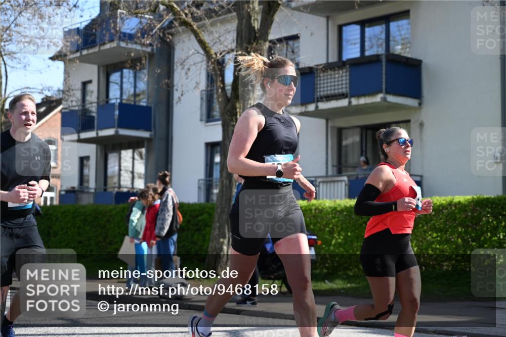 12.04.2026 - 45. Internationalen Wilhelmsburger Insellauf J. Mangold http://msf.ph/oto/9468158 12.04.2026 11:08:31 Ziel 2686, 4624, 3732, 4232, 3569, 5285, 0000, 2142, 4371, 3748, 3701, 2050, 4406, 3169, 2699, 3005, 5629, 2620, 2601 meine-sportfotos.de