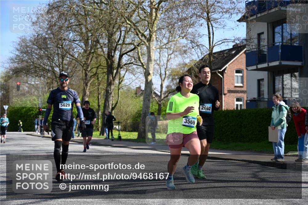 12.04.2026 - 45. Internationalen Wilhelmsburger Insellauf J. Mangold http://msf.ph/oto/9468167 12.04.2026 11:08:37 Ziel 4624, 3732, 4232, 3569, 5285, 0000, 2142, 4371, 3748, 3701, 2050, 4406, 3169, 2699, 3005, 5629, 2620, 2601, 4485 meine-sportfotos.de