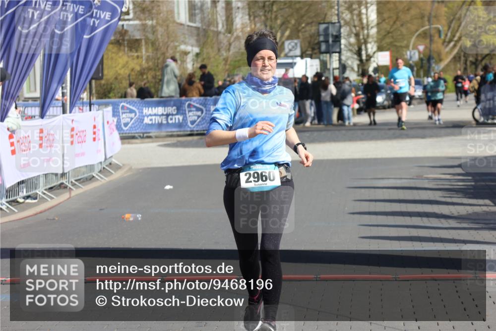 12.04.2026 - 45. Internationalen Wilhelmsburger Insellauf Strokosch-Dieckow http://msf.ph/oto/9468196 12.04.2026 11:19:26 Ziel 2960 meine-sportfotos.de
