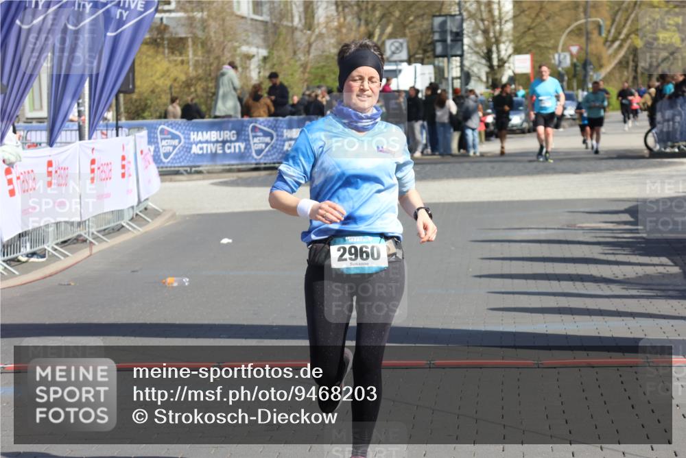 12.04.2026 - 45. Internationalen Wilhelmsburger Insellauf Strokosch-Dieckow http://msf.ph/oto/9468203 12.04.2026 11:19:26 Ziel 2960 meine-sportfotos.de
