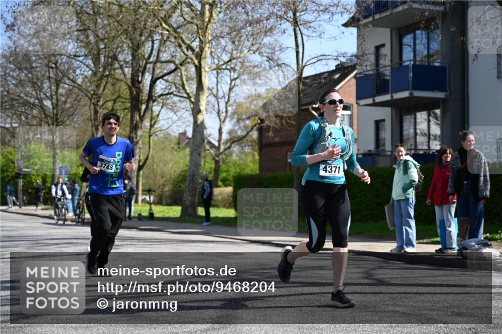 12.04.2026 - 45. Internationalen Wilhelmsburger Insellauf J. Mangold http://msf.ph/oto/9468204 12.04.2026 11:08:46 Ziel 4232, 3569, 5285, 0000, 2142, 4371, 3748, 3701, 2050, 4406, 3169, 2699, 3005, 5629, 2620, 2601, 4485, 3333 meine-sportfotos.de