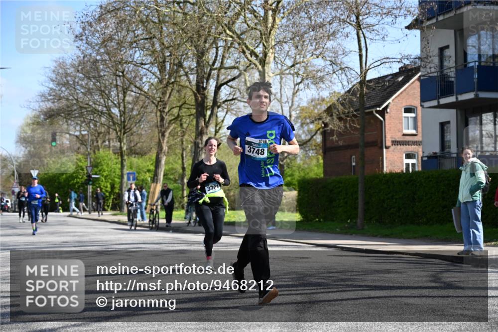 12.04.2026 - 45. Internationalen Wilhelmsburger Insellauf J. Mangold http://msf.ph/oto/9468212 12.04.2026 11:08:47 Ziel 3569, 5285, 0000, 2142, 4371, 3748, 3701, 2050, 4406, 3169, 2699, 3005, 5629, 2620, 2601, 4485, 3333 meine-sportfotos.de