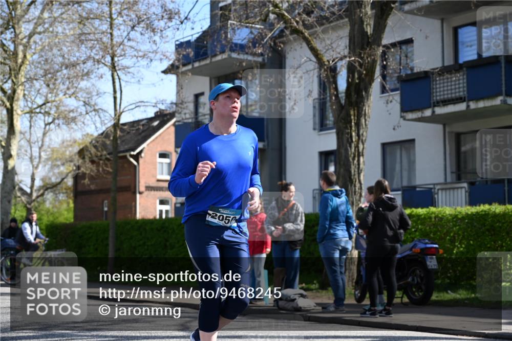 12.04.2026 - 45. Internationalen Wilhelmsburger Insellauf J. Mangold http://msf.ph/oto/9468245 12.04.2026 11:08:55 Ziel 0000, 2142, 4371, 3748, 3701, 2050, 4406, 3169, 2699, 3005, 5629, 2620, 2601, 2620, 2601, 4485, 3333, 2612, 3382, 4081, 3383, 2238 meine-sportfotos.de