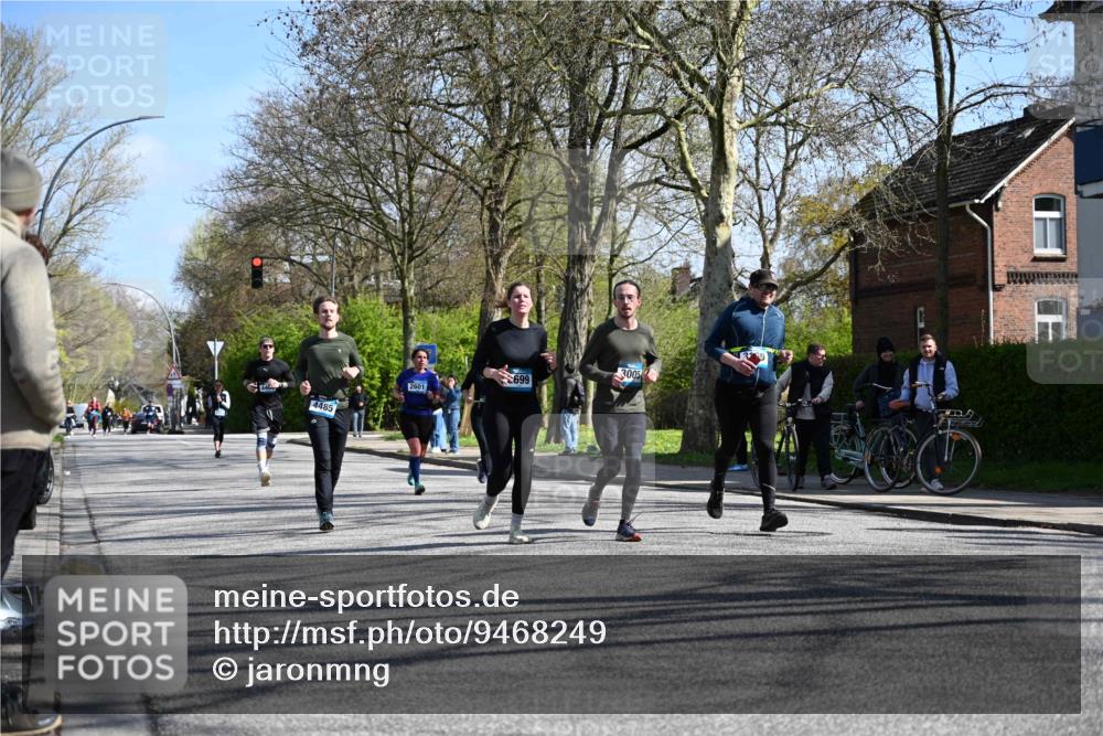 12.04.2026 - 45. Internationalen Wilhelmsburger Insellauf J. Mangold http://msf.ph/oto/9468249 12.04.2026 11:08:58 Ziel 2142, 4371, 3748, 3701, 2050, 4406, 3169, 2699, 3005, 5629, 2620, 2601, 4485, 3333, 2612, 3382, 4081, 3383, 2238 meine-sportfotos.de