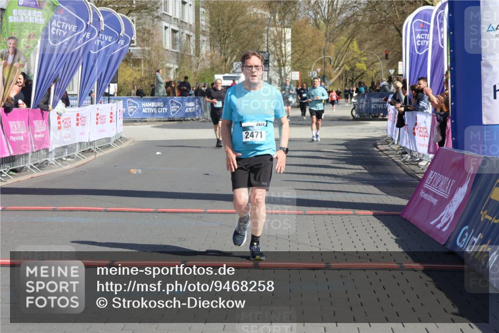 12.04.2026 - 45. Internationalen Wilhelmsburger Insellauf Strokosch-Dieckow http://msf.ph/oto/9468258 12.04.2026 11:19:39 Ziel 2471 meine-sportfotos.de