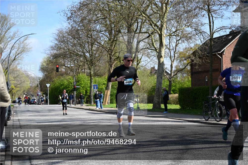 12.04.2026 - 45. Internationalen Wilhelmsburger Insellauf J. Mangold http://msf.ph/oto/9468294 12.04.2026 11:09:03 Ziel 4371, 3748, 3701, 2050, 4406, 3169, 2699, 3005, 5629, 2620, 2601, 4485, 3333, 2612, 2612, 3382, 4081, 3383, 2238, 2321 meine-sportfotos.de