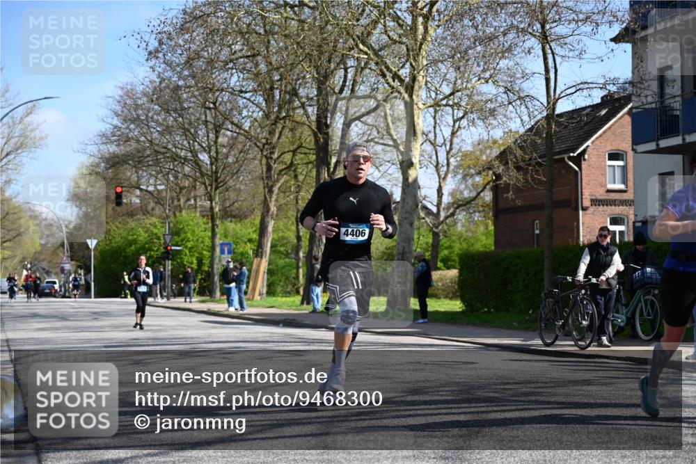 12.04.2026 - 45. Internationalen Wilhelmsburger Insellauf J. Mangold http://msf.ph/oto/9468300 12.04.2026 11:09:03 Ziel 4371, 3748, 3701, 2050, 4406, 3169, 2699, 3005, 5629, 2620, 2601, 4485, 3333, 2612, 2612, 3382, 4081, 3383, 2238, 2321 meine-sportfotos.de