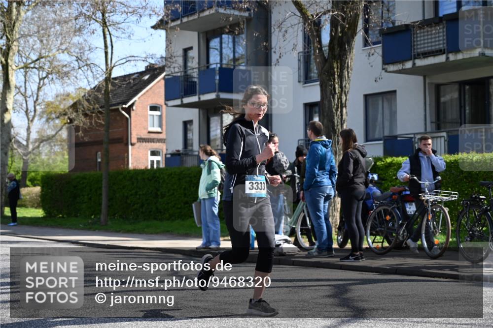 12.04.2026 - 45. Internationalen Wilhelmsburger Insellauf J. Mangold http://msf.ph/oto/9468320 12.04.2026 11:09:11 Ziel 4406, 3169, 2699, 3005, 5629, 2620, 2601, 4485, 3333, 2612, 3382, 4081, 3383, 2238, 2321, 5367 meine-sportfotos.de