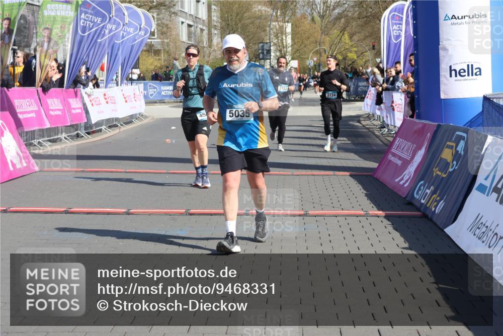 12.04.2026 - 45. Internationalen Wilhelmsburger Insellauf Strokosch-Dieckow http://msf.ph/oto/9468331 12.04.2026 11:19:53 Ziel 5035, 4520, 3124, 3123 meine-sportfotos.de