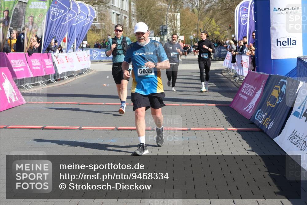 12.04.2026 - 45. Internationalen Wilhelmsburger Insellauf Strokosch-Dieckow http://msf.ph/oto/9468334 12.04.2026 11:19:53 Ziel 5035, 4520, 3124, 3123 meine-sportfotos.de