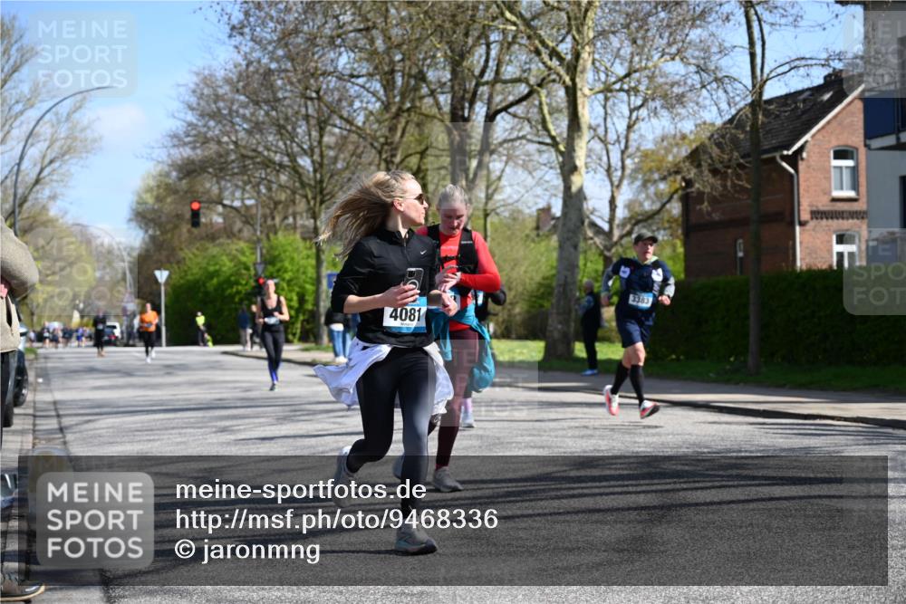 12.04.2026 - 45. Internationalen Wilhelmsburger Insellauf J. Mangold http://msf.ph/oto/9468336 12.04.2026 11:09:24 Ziel 4485, 3333, 2612, 3382, 4081, 3383, 2238, 2321, 5367, 3688, 4080, 3335, 3833, 4251 meine-sportfotos.de