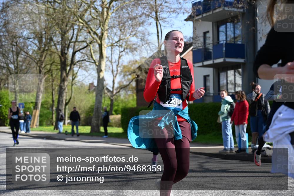 12.04.2026 - 45. Internationalen Wilhelmsburger Insellauf J. Mangold http://msf.ph/oto/9468359 12.04.2026 11:09:26 Ziel 4485, 3333, 2612, 3382, 4081, 3383, 2238, 2321, 5367, 3688, 3688, 4080, 3335, 3833, 4251 meine-sportfotos.de