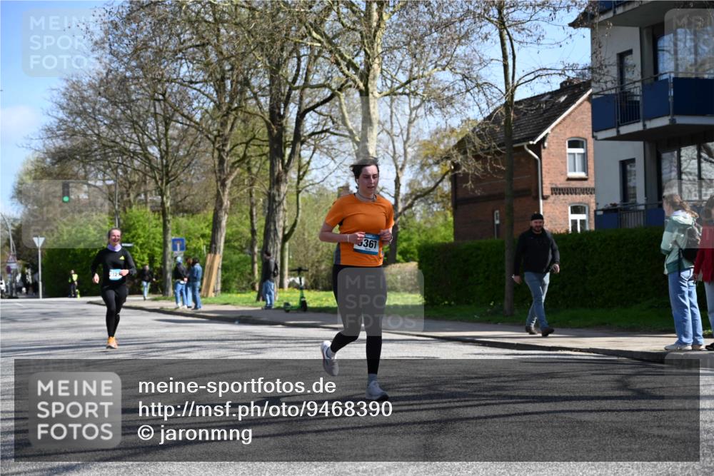 12.04.2026 - 45. Internationalen Wilhelmsburger Insellauf J. Mangold http://msf.ph/oto/9468390 12.04.2026 11:09:38 Ziel 2612, 3382, 4081, 3383, 2238, 2321, 5367, 3688, 3688, 4080, 3335, 3833, 4251, 3077, 5651, 5851, 2336, 2528 meine-sportfotos.de
