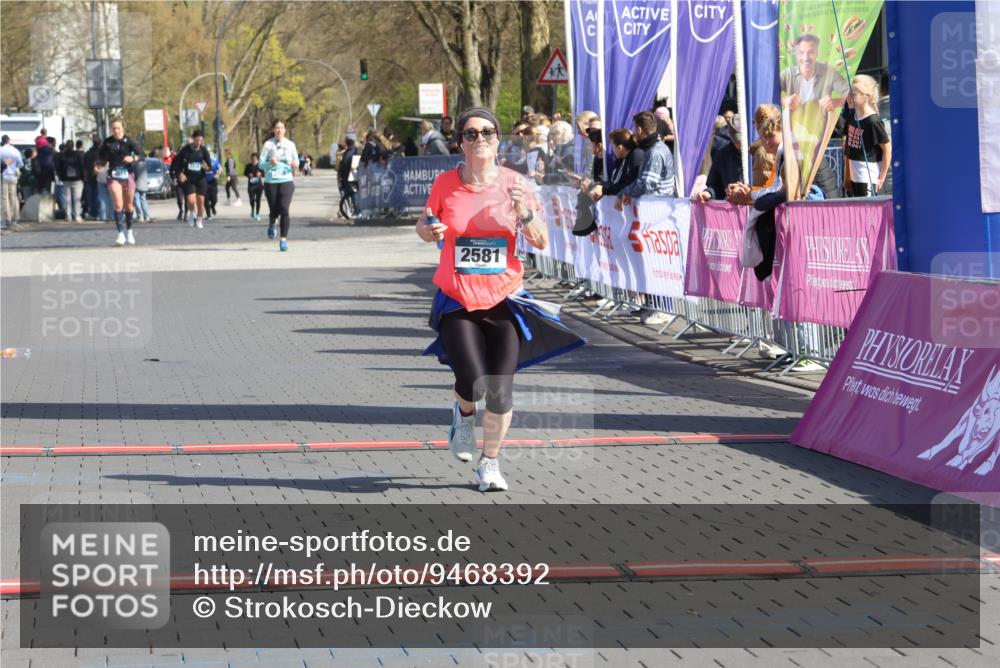 12.04.2026 - 45. Internationalen Wilhelmsburger Insellauf Strokosch-Dieckow http://msf.ph/oto/9468392 12.04.2026 11:20:04 Ziel 2581 meine-sportfotos.de