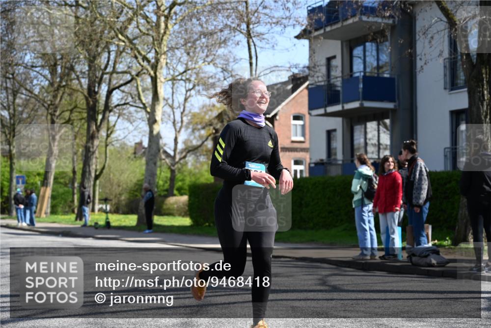 12.04.2026 - 45. Internationalen Wilhelmsburger Insellauf J. Mangold http://msf.ph/oto/9468418 12.04.2026 11:09:41 Ziel 3382, 4081, 3383, 2238, 2321, 5367, 3688, 4080, 3335, 3833, 4251, 3077, 5651, 5851, 2336, 2528, 3239 meine-sportfotos.de