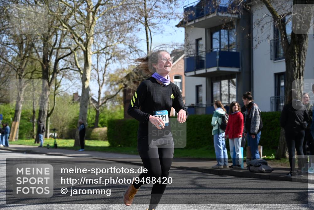 12.04.2026 - 45. Internationalen Wilhelmsburger Insellauf J. Mangold http://msf.ph/oto/9468420 12.04.2026 11:09:41 Ziel 3382, 4081, 3383, 2238, 2321, 5367, 3688, 4080, 3335, 3833, 4251, 3077, 5651, 5851, 2336, 2528, 3239 meine-sportfotos.de