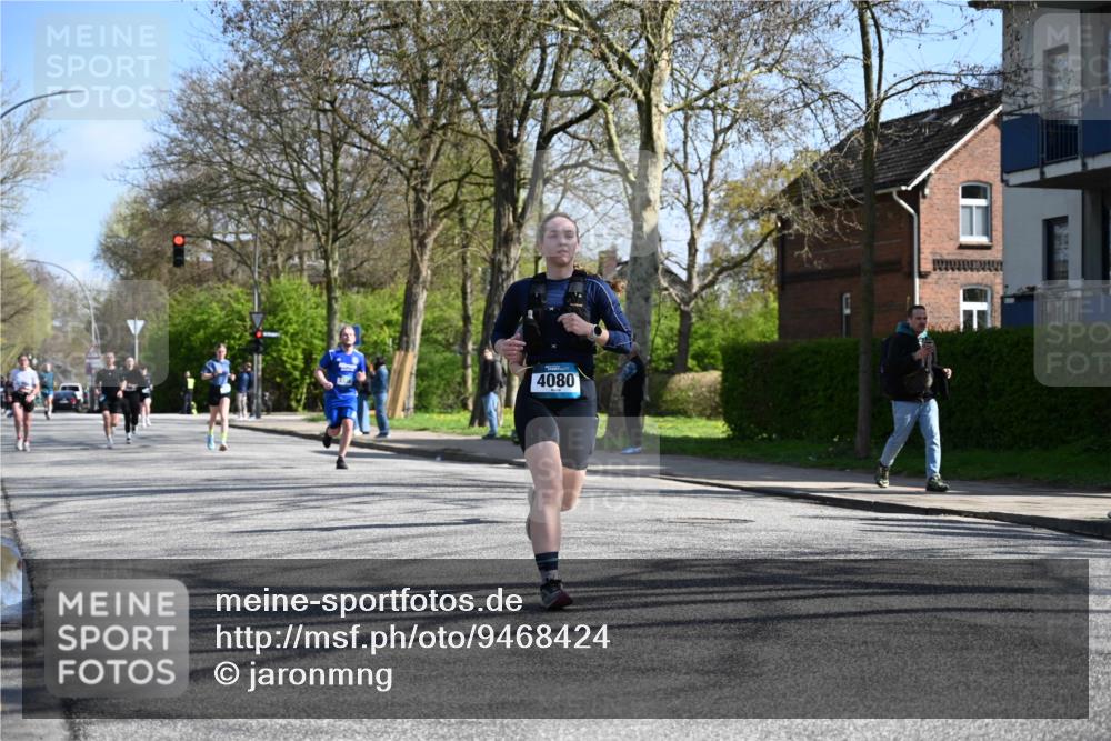 12.04.2026 - 45. Internationalen Wilhelmsburger Insellauf J. Mangold http://msf.ph/oto/9468424 12.04.2026 11:09:52 Ziel 2321, 5367, 3688, 4080, 3335, 3833, 4251, 3077, 5651, 5651, 5851, 2336, 2528, 3239, 2859, 2811, 2346 meine-sportfotos.de