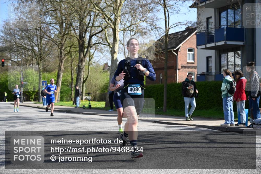 12.04.2026 - 45. Internationalen Wilhelmsburger Insellauf J. Mangold http://msf.ph/oto/9468434 12.04.2026 11:09:53 Ziel 5367, 3688, 4080, 3335, 3833, 4251, 3077, 5651, 5851, 2336, 2528, 3239, 3239, 2859, 2811, 2346 meine-sportfotos.de