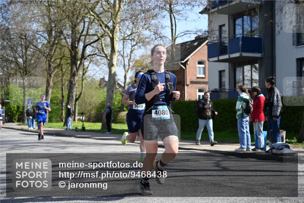 12.04.2026 - 45. Internationalen Wilhelmsburger Insellauf J. Mangold http://msf.ph/oto/9468438 12.04.2026 11:09:53 Ziel 5367, 3688, 4080, 3335, 3833, 4251, 3077, 5651, 5851, 2336, 2528, 3239, 3239, 2859, 2811, 2346 meine-sportfotos.de
