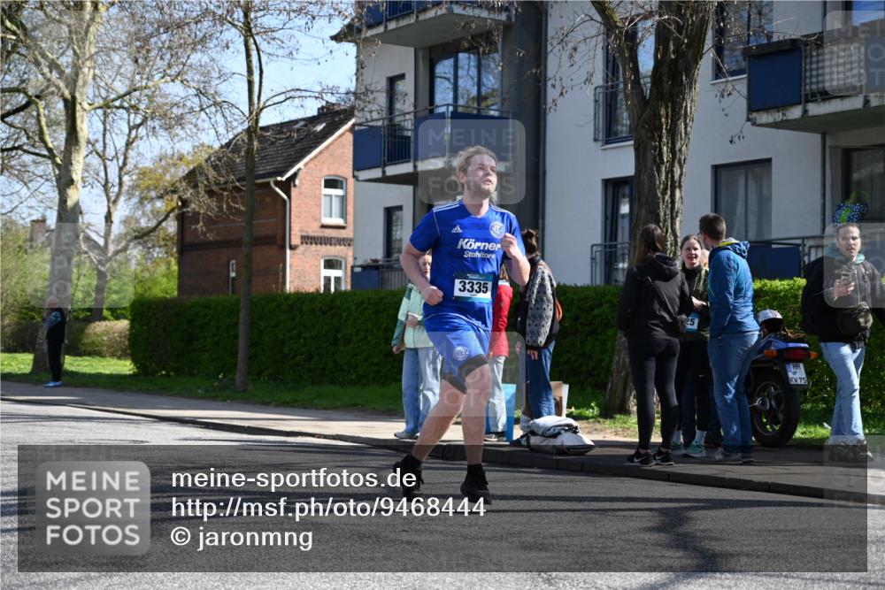 12.04.2026 - 45. Internationalen Wilhelmsburger Insellauf J. Mangold http://msf.ph/oto/9468444 12.04.2026 11:09:57 Ziel 3688, 4080, 3335, 3833, 4251, 3077, 5651, 5851, 2336, 2528, 3239, 2859, 2811, 2346, 3884, 3847, 3832 meine-sportfotos.de