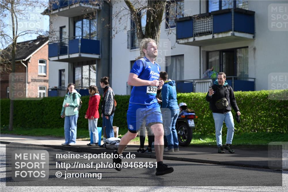 12.04.2026 - 45. Internationalen Wilhelmsburger Insellauf J. Mangold http://msf.ph/oto/9468451 12.04.2026 11:09:58 Ziel 3688, 4080, 3335, 3833, 4251, 3077, 5651, 5851, 2336, 2528, 3239, 2859, 2811, 2346, 3884, 3847, 3832, 2199, 3715 meine-sportfotos.de