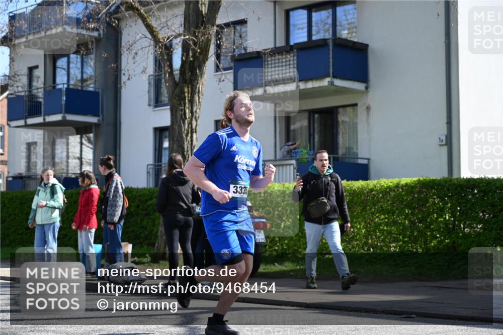 12.04.2026 - 45. Internationalen Wilhelmsburger Insellauf J. Mangold http://msf.ph/oto/9468454 12.04.2026 11:09:58 Ziel 3688, 4080, 3335, 3833, 4251, 3077, 5651, 5851, 2336, 2528, 3239, 2859, 2811, 2346, 3884, 3847, 3832, 2199, 3715 meine-sportfotos.de