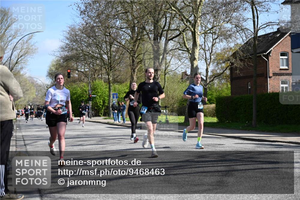 12.04.2026 - 45. Internationalen Wilhelmsburger Insellauf J. Mangold http://msf.ph/oto/9468463 12.04.2026 11:10:00 Ziel 3688, 4080, 3335, 3833, 4251, 3077, 5651, 5851, 2336, 2528, 3239, 2859, 2811, 2346, 3884, 3847, 3832, 2199, 3715, 2585, 4334 meine-sportfotos.de