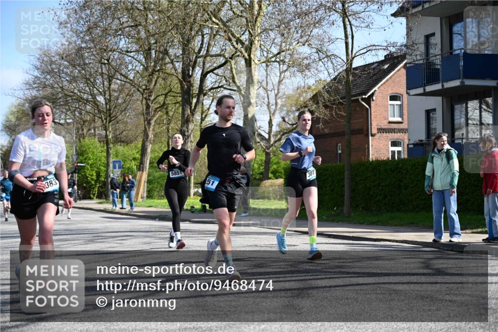 12.04.2026 - 45. Internationalen Wilhelmsburger Insellauf J. Mangold http://msf.ph/oto/9468474 12.04.2026 11:10:00 Ziel 3688, 4080, 3335, 3833, 4251, 3077, 5651, 5851, 2336, 2528, 3239, 2859, 2811, 2346, 3884, 3847, 3832, 2199, 3715, 2585, 4334 meine-sportfotos.de
